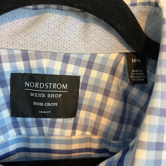 Nordstrom Mens Button Up. Trim fit. - Picture 3 of 4
